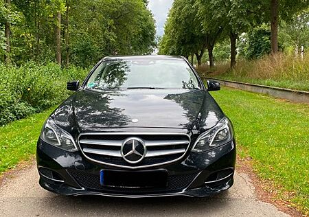 Mercedes-Benz E 400 4MATIC AVANTGARDE AVANTGARDE