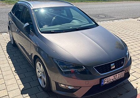 Seat Leon ST 2.0 TDI FR, LED, Winterp , PDC, ACC, SHZ