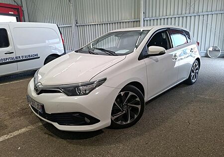 Toyota Auris 1.6 D-4D 112 Design Navi,Kamera