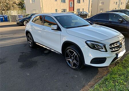 Mercedes-Benz GLA 220 d DCT AMG Line AMG Line