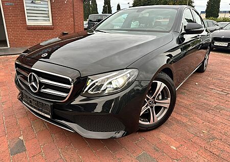 Mercedes-Benz E 220 d Lim. LED TMP LEDER NAVI SZH AHK