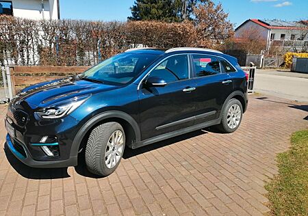 Kia Niro E- 204 PS Vision LED Scheinw.3Phasen Lader