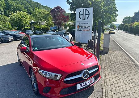 Mercedes-Benz A 180 *PANO*S-DACH*KAMERA*SHZG*NAVI*AISST*PDC
