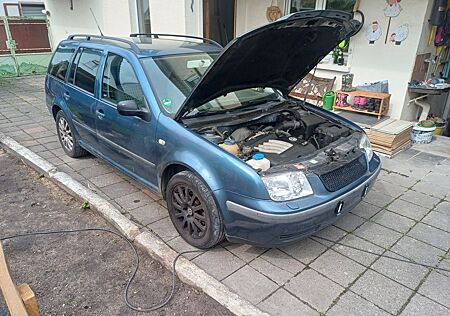 VW Bora Volkswagen 2.0 4motion 4motion Variant Comfortline
