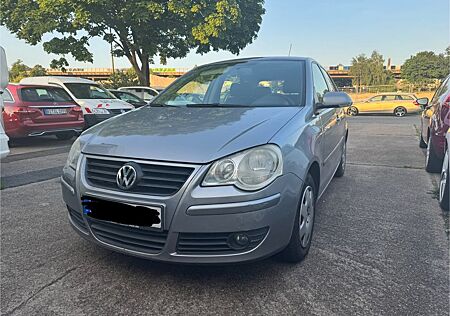 VW Polo Volkswagen 1.2 44kW Comfortline KLIMA/8*FACHBEREIFT