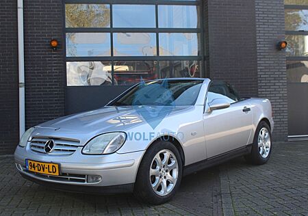 Mercedes-Benz SLK 200 Orginal NL! neu APK