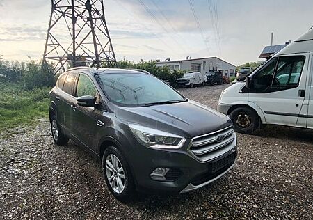 Ford Kuga 1,5 EcoBoost 4x2 110kW Titanium