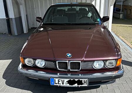 BMW 730