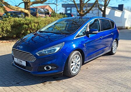 Ford S-Max Titanium