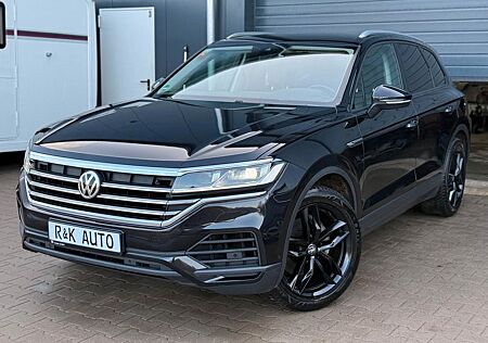 VW Touareg Volkswagen 4Motion/Voll Checkheft/Asistenten/Camera
