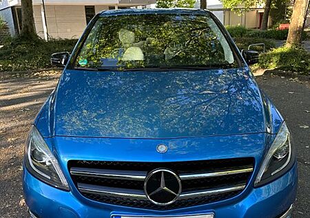 Mercedes-Benz B 180 CDI DCT -