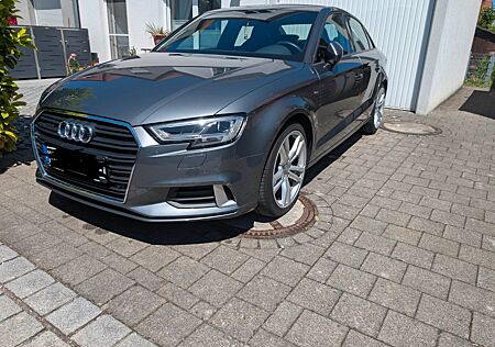 Audi A3 2.0 TFSI S tronic quattro design