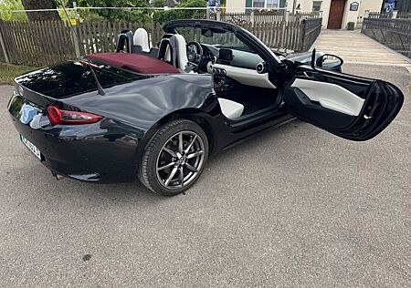 Mazda MX-5 2.0 SKYACTIV-G Ad'vantage Design Sondermod.