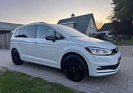 VW Touran Volkswagen 1.5 TSI OPF DSG Highline Highline