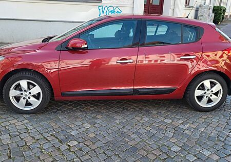 Renault Megane 2.0 140PS, TÜV02/2027, Garantie möglich