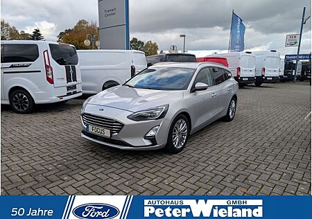 Ford Focus Turnier Titanium Navi LED Blendfreies Fern