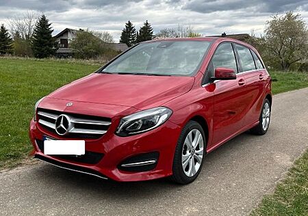 Mercedes-Benz B 180 - Top gepflegtes Rentnerfahrzeug!