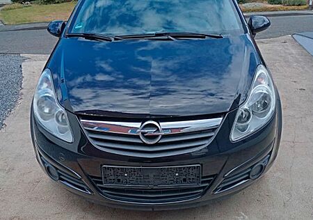Opel Corsa D 1.2 im guten Zustand