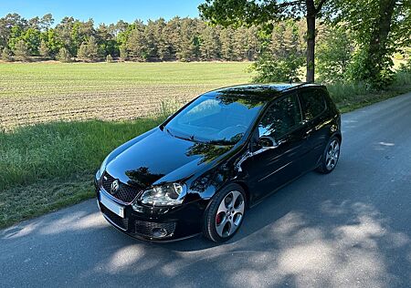 VW Golf Volkswagen 2.0 GTI - sehr gepflegt - Tüv 05.27