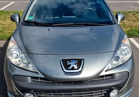 Peugeot 207 CC Roland Garros 120 Automatik - TÜV 06/27