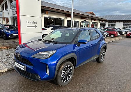 Toyota Yaris Cross Hybrid Teamplayer *Winter-Paket*