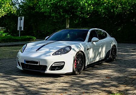 Porsche Panamera GTS, Tüv neu, 2 Jahre approved