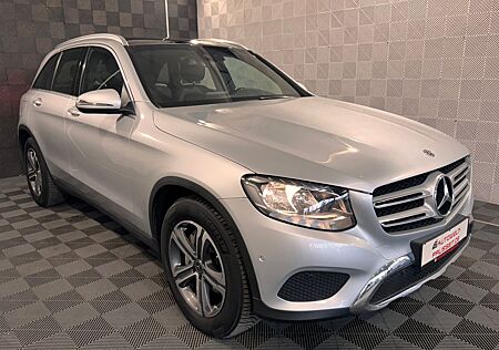 Mercedes-Benz GLC 220 GLC 220d 4M*EXCLUSIVE*AMG*R.KAM-PANO-SH-TOTW-18"