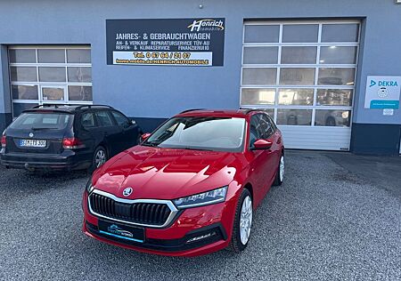 Skoda Octavia Combi Tour Virtual Navi PDC LED SHZ 18"