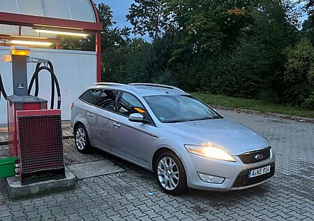 Ford Mondeo 2,0TDCi 103kW DPF Black Magic Turnier...