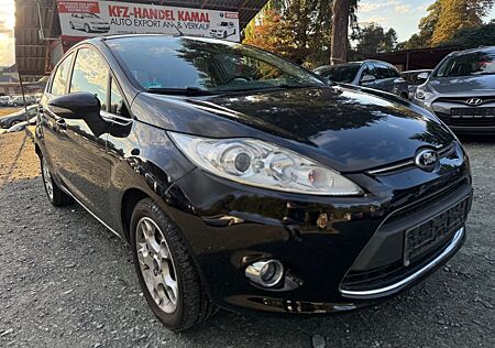 Ford Fiesta Titanium TÜV NEU/NUR 59200KM/1.HAND
