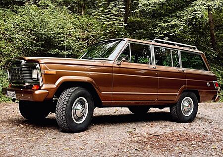 Jeep Wagoneer