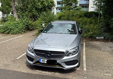 Mercedes-Benz C 400 4MATIC AMG Line Autom. AMG Line