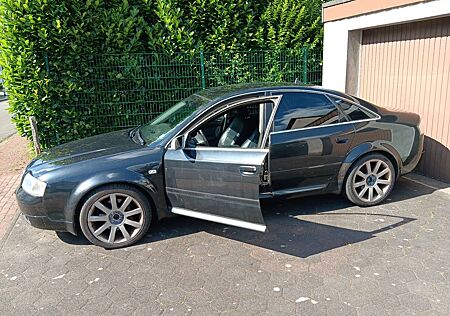 Audi S6 4.2 tiptronic quattro -