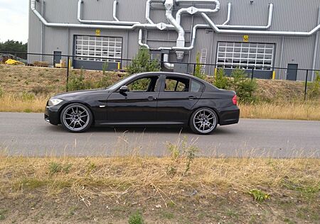 BMW 325i - M-paket ab werk ST-XA 18zoll Tuv neu