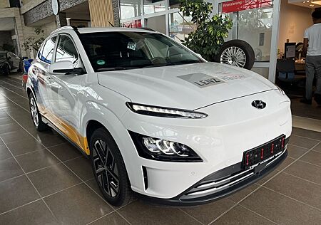 Hyundai Kona dig.Cockpit R.Cam Spurassist. Klimaauto LED
