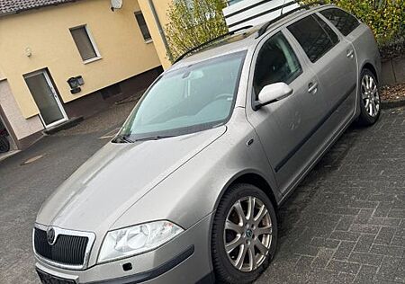 Skoda Octavia Combi 1.8 TSI Laurin & Klement Lauri...