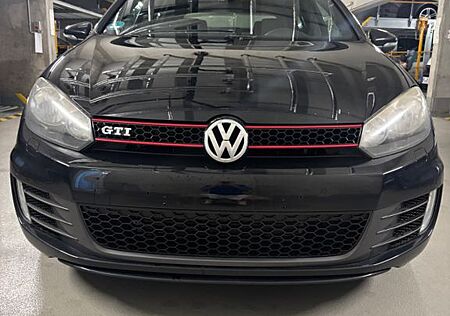 VW Golf Volkswagen 2.0 TSI DSG GTI GTI