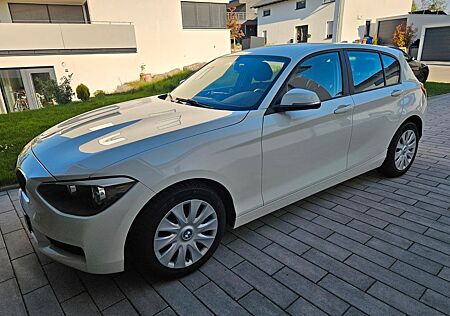 BMW 116i - mit wenig Kilometern, SHZ, 8fach bereift