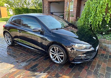 VW Scirocco Volkswagen 2.0TDI ZahnriemenNeuXenonPanoramaR-Line