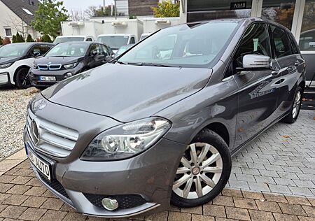 Mercedes-Benz B 180 CDI 7-G Navi Leder PDC Exklusiv Tempomat