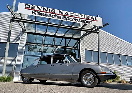 Citroën DS 21 IE Pallas**prominenter Vorbesitzer**