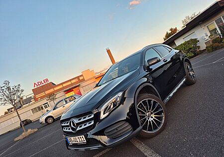 Mercedes-Benz GLA 200 d PEAK Edition -NAVI, LED, H/K Sound-