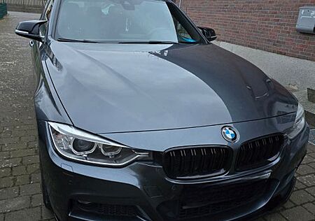 BMW 320d xDrive Touring -