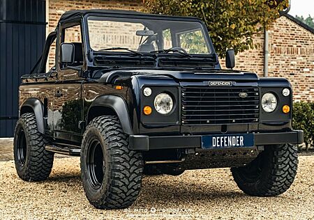 Land Rover Defender 90 3.5 V8 Factory Build LHD