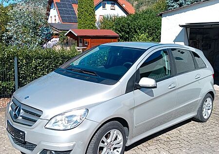 Mercedes-Benz B 180 Autotronic