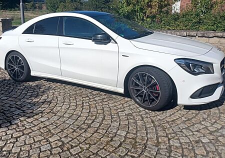 Mercedes-Benz CLA 250 Mercedes Sport 4MATIC amg Paket Night
