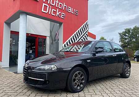 Alfa Romeo 147 Alfa 1.6 16V Klima 2.Hd Nur 88tkm