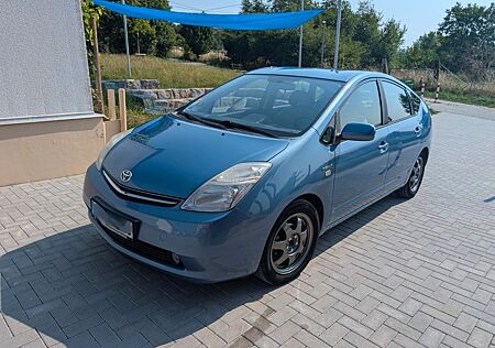Toyota Prius 1.5-l-VVT-i Sol Sol