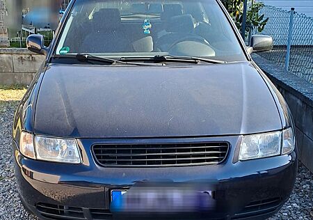 Audi A3 1.6 Ambiente Ambiente