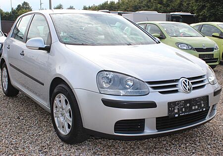 VW Golf Volkswagen V Lim. Trendline Benzin Automatik 1.6